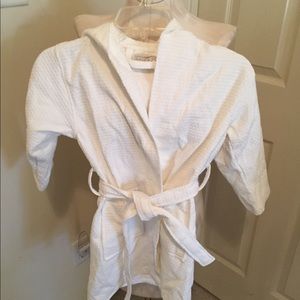 Mirko kids robe size S New never worn